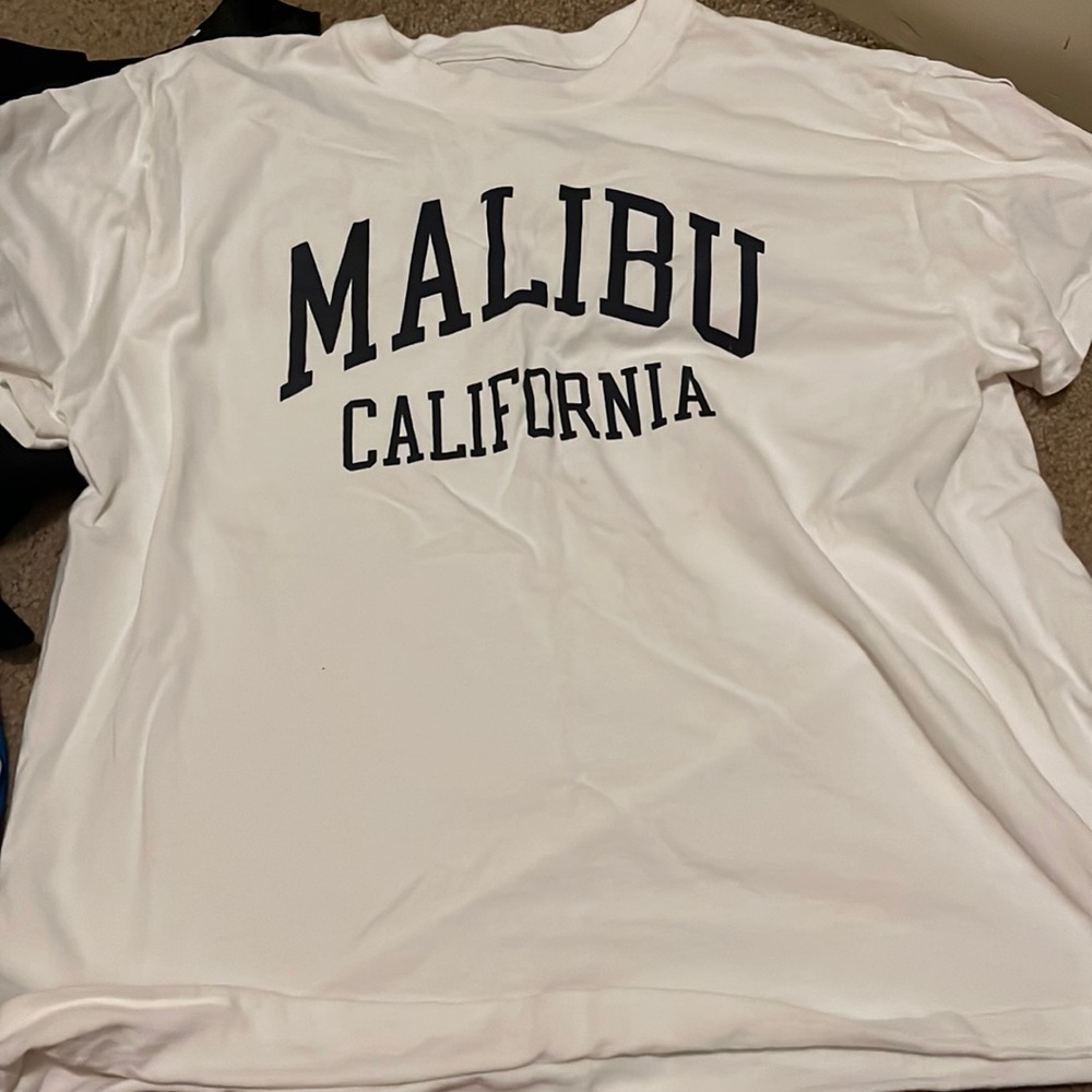 White Malibu tee brandy Melville